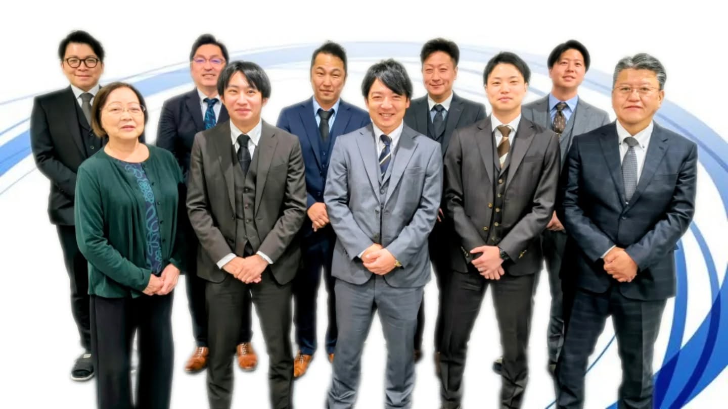 🧑オリエント保険サービス 営業チーム📸本日、会社案内チラシ用の撮影を行いました!私たちの自慢の営業社員たちは「お客様のために何ができるか」を常に考え心から寄り添うスタイルで、多くのお客様に支持されています事故があればすぐ現場へ!灼熱の夏も ️凍える冬も関係なし!どんな時でも駆けつけお客様の不安に寄り添います🛡️損害保険はもちろん️生命保険もトータルサポート!360度…いや、720度の安心であなたと大切な人をしっかりお守りします今の保険、本当に大丈夫ですか?家族を守れていますか?会社を守れていますか?お客様にとって“本当に役立つ情報”をお届けします!まずはお気軽にご相談ください#オリエント保険サービス #保険相談 #営業社員 #生命保険コンサルタント #ご相談ください